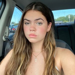 Meet your Posher, Kassidy